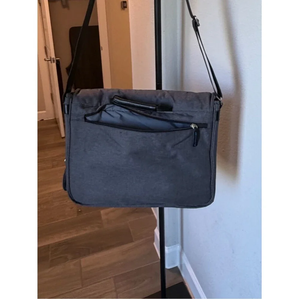 Mens Black Crossbody Laptop Bag Messenger Bag from MMS 2013 Conference Callouts